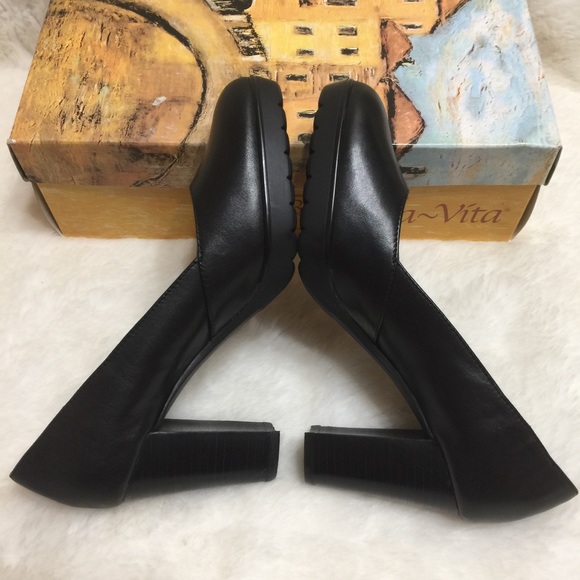 NIB Bella Vita Women's Zari Leather Platform Pump - Picture 4 of 7